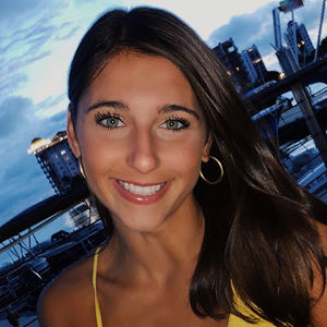 Meet your Posher, Hailey